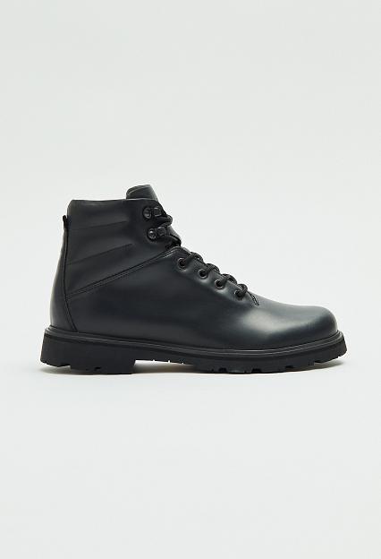 UBR Black Storm Boot Black